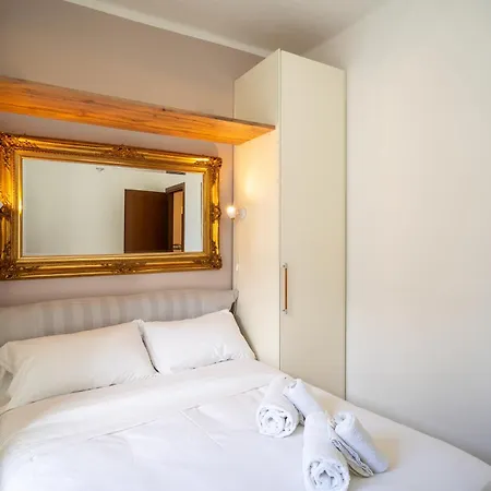Gioberti Flat - Wifi - Center - Shopping Street - Casino - Ariston Apartment *